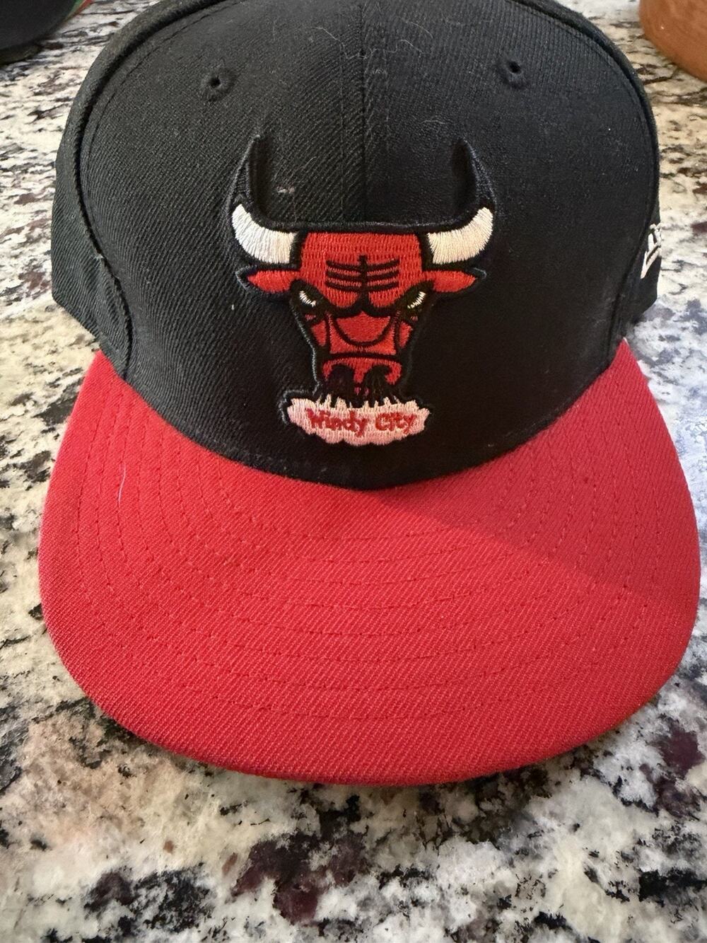 Chicago Bulls New Era 59Fifty Hat Cap 2Tone Black Red Fitted 7 5/8
